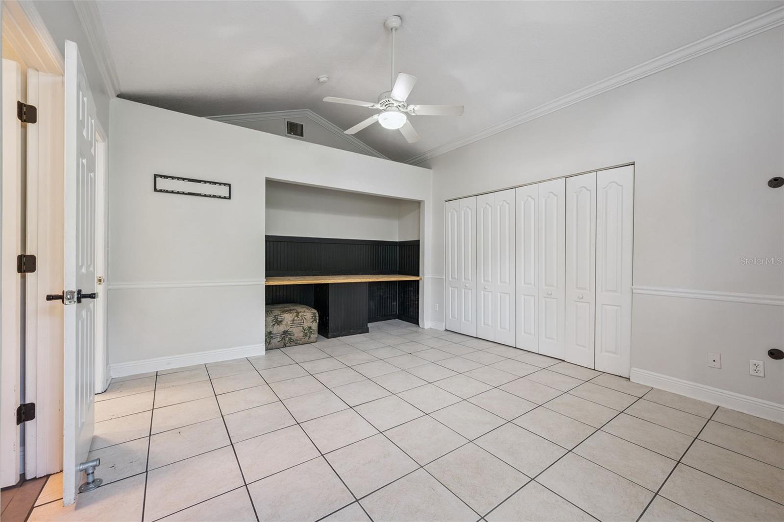 FIRST ADDITION TO NORTH PARK G/55 N 45 FT OF LOT 4 - Residential Lease