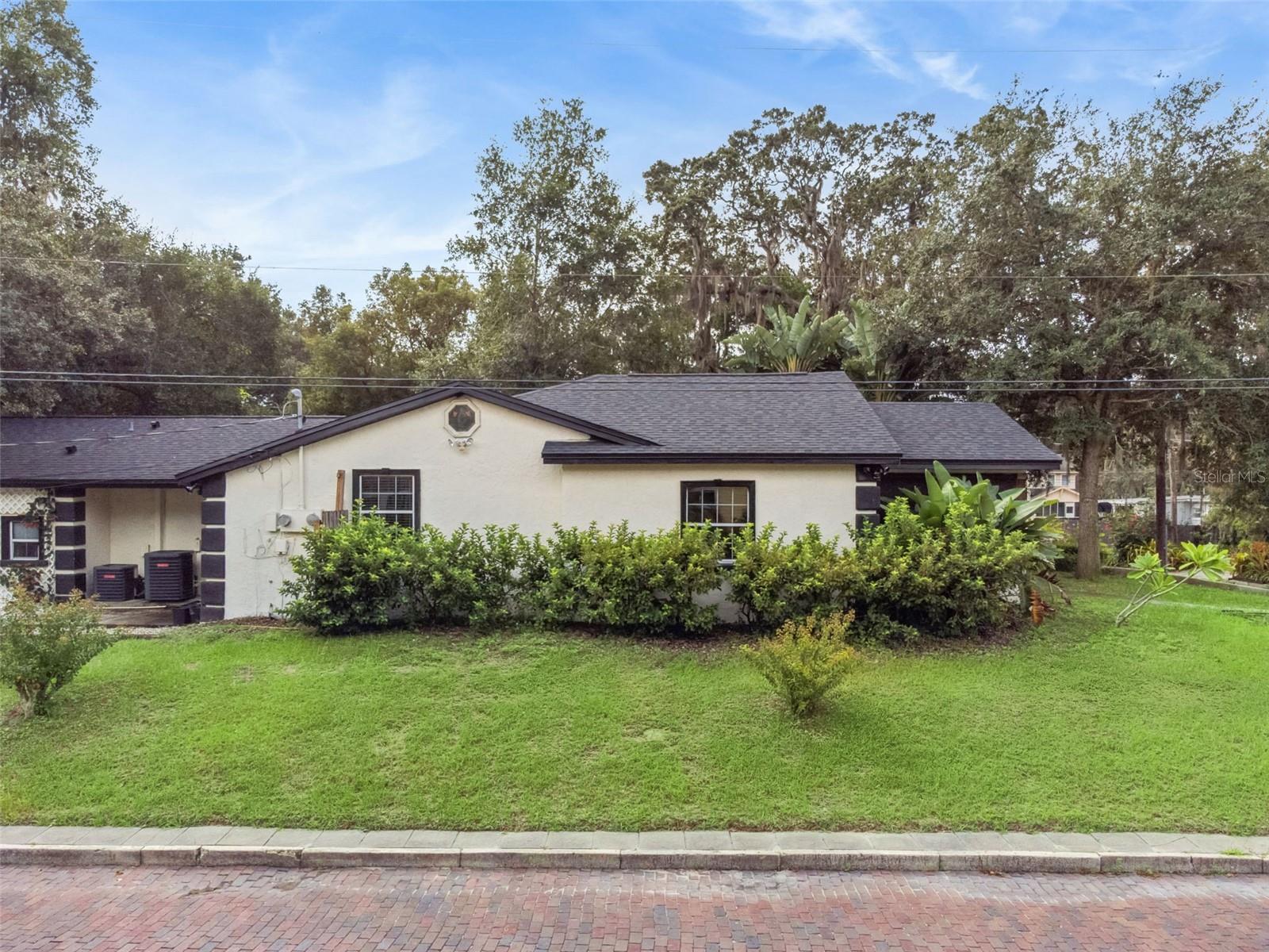 FIRST ADDITION TO NORTH PARK G/55 N 45 FT OF LOT 4 - Residential Lease