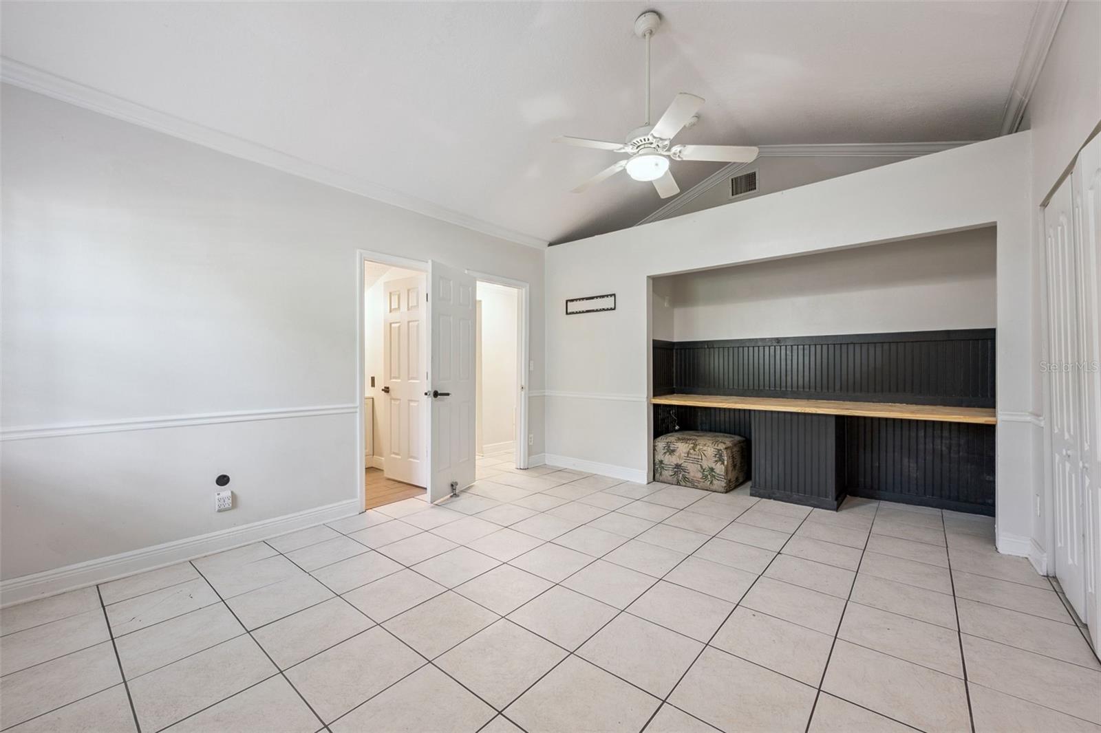 FIRST ADDITION TO NORTH PARK G/55 N 45 FT OF LOT 4 - Residential Lease