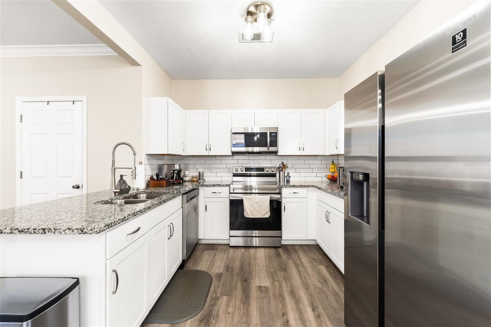 SEVENTH STREET STATION - Residential