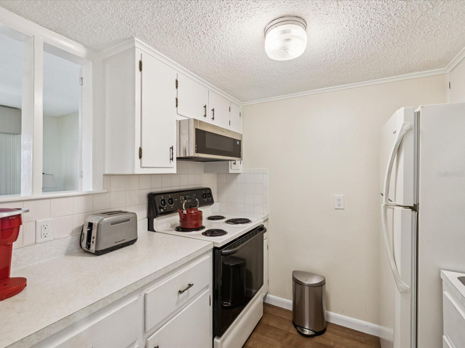 IMPERIAL EMBASSY CONDO - Residential