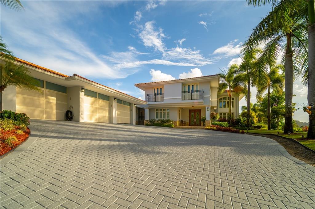 DORADO BEACH EAST - Residential