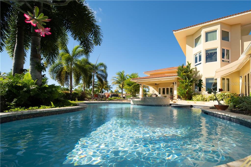 DORADO BEACH EAST - Residential