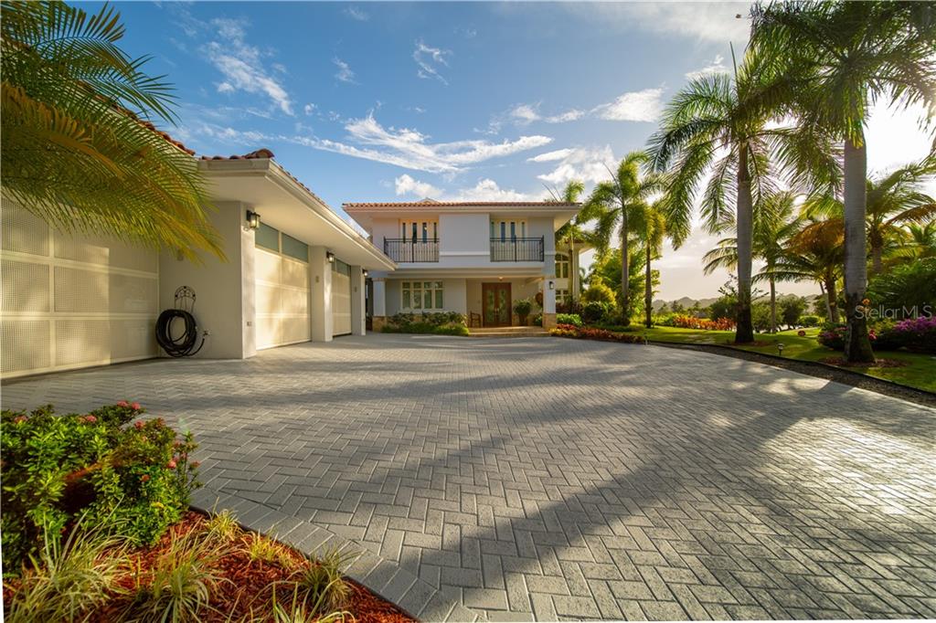 DORADO BEACH EAST - Residential