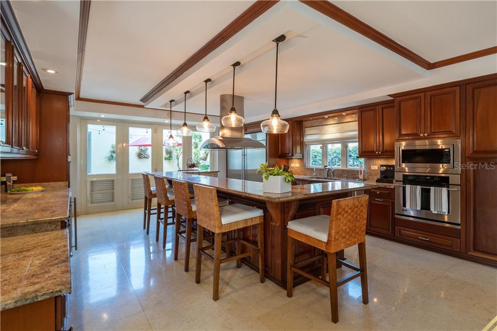 DORADO BEACH EAST - Residential