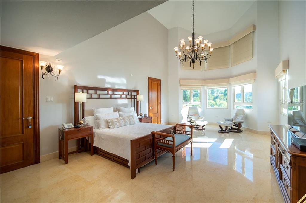 DORADO BEACH EAST - Residential