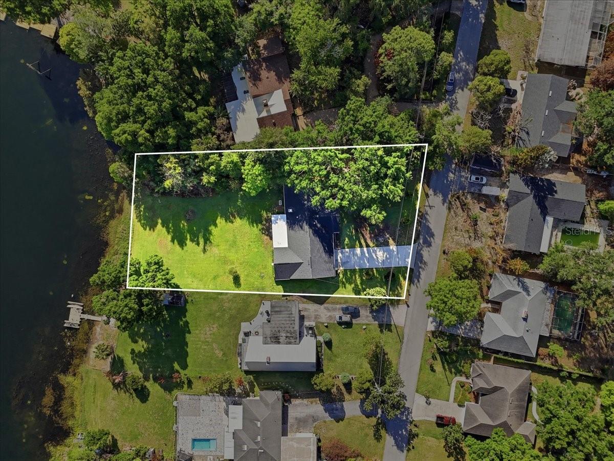 ELOISE WOODS LAKE ROY UNIT PB 14 PG 19 - Residential