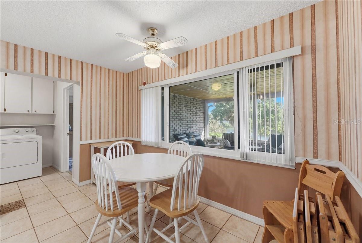 ELOISE WOODS LAKE ROY UNIT PB 14 PG 19 - Residential