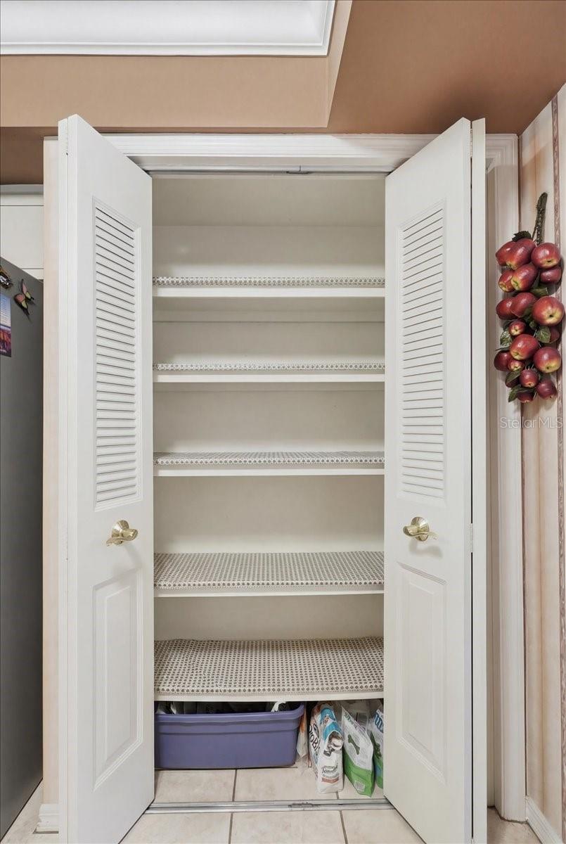 ELOISE WOODS LAKE ROY UNIT PB 14 PG 19 - Residential