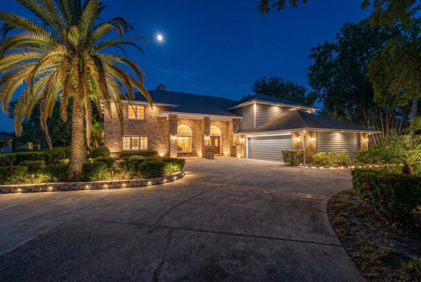 220 HARBOR VIEW LANE