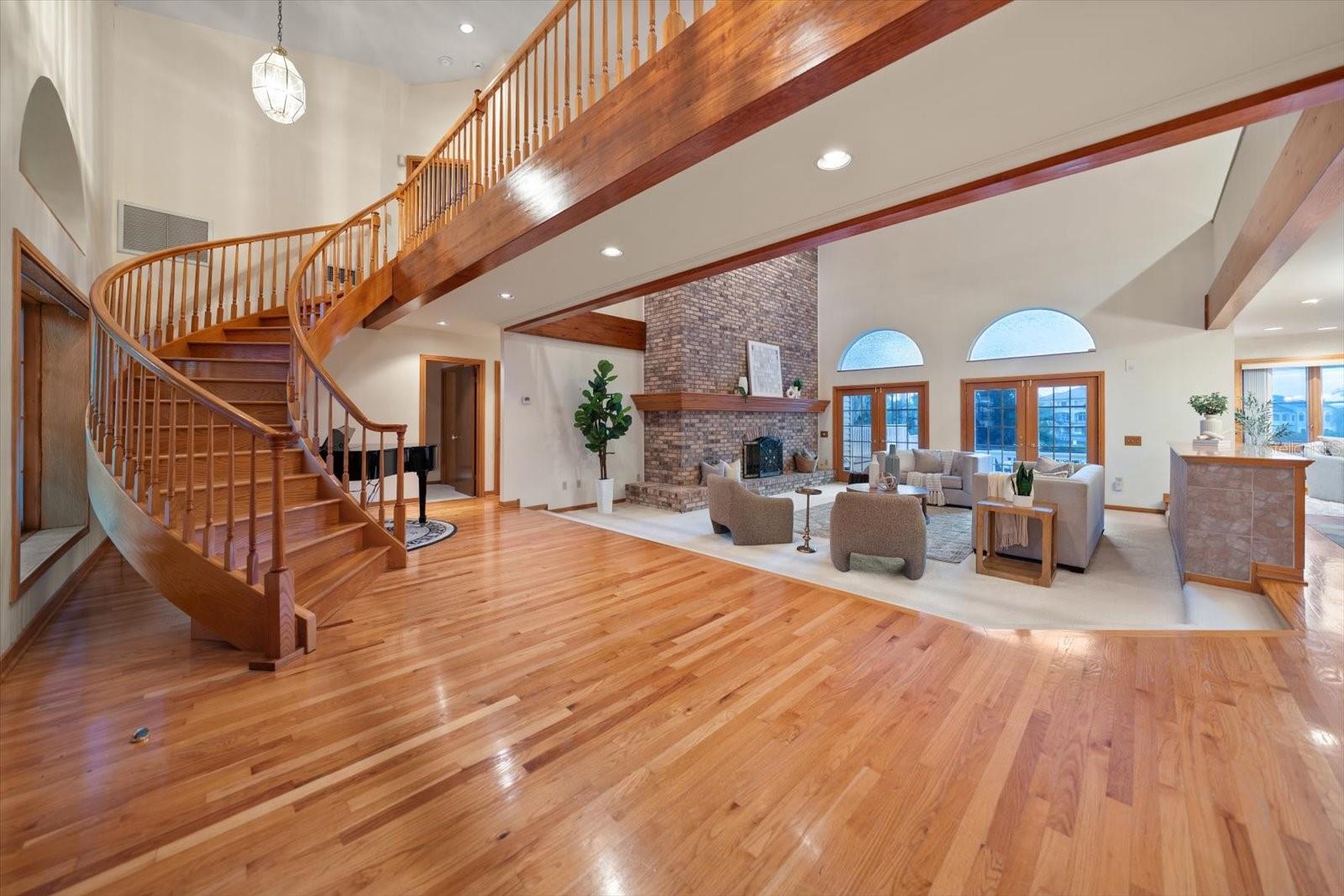 220 HARBOR VIEW LANE