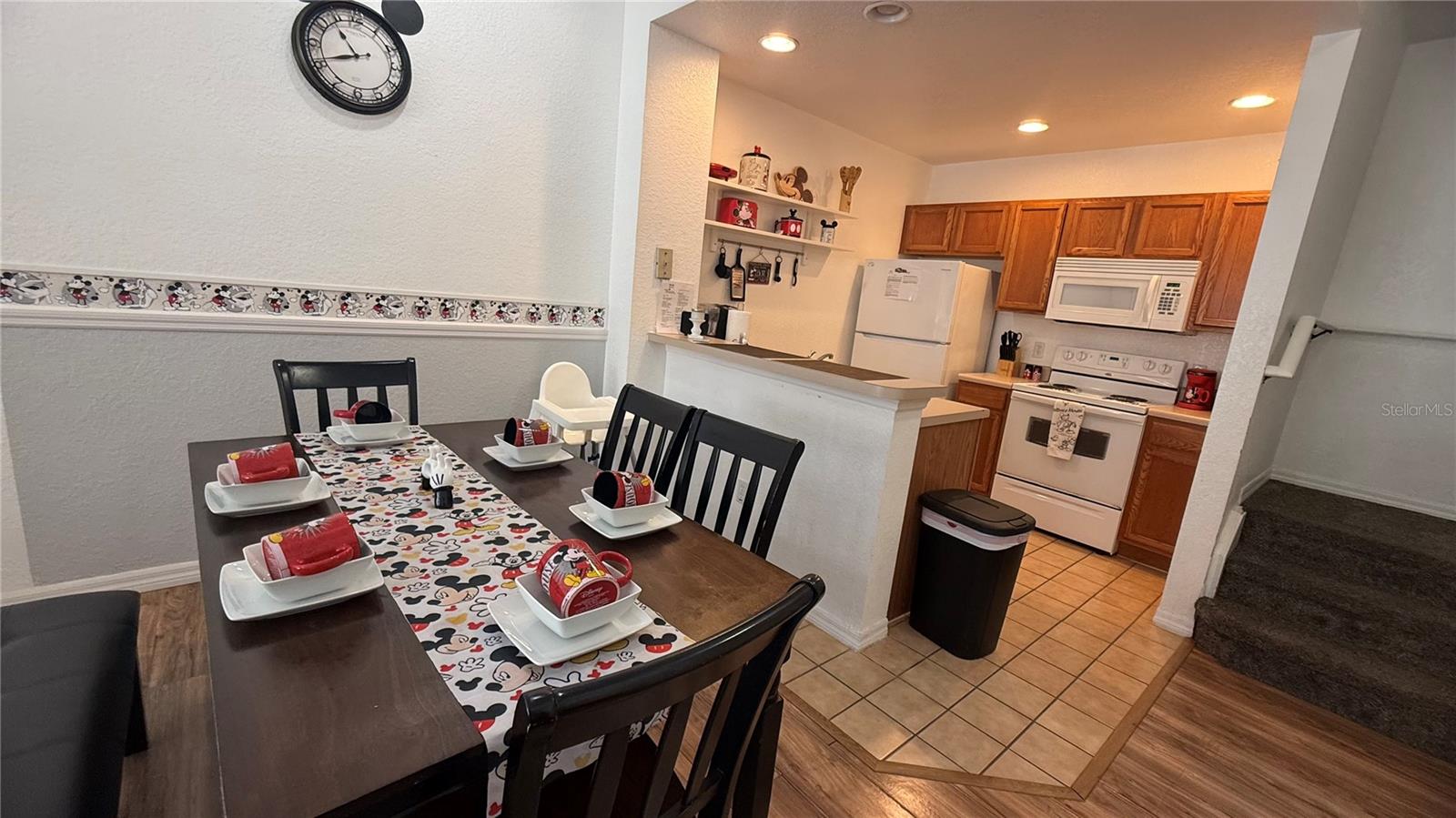 VILLAS AT SEVEN DWARFS LANE CONDO - Residential