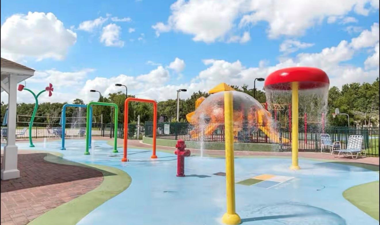 VILLAS AT SEVEN DWARFS LANE CONDO - Residential