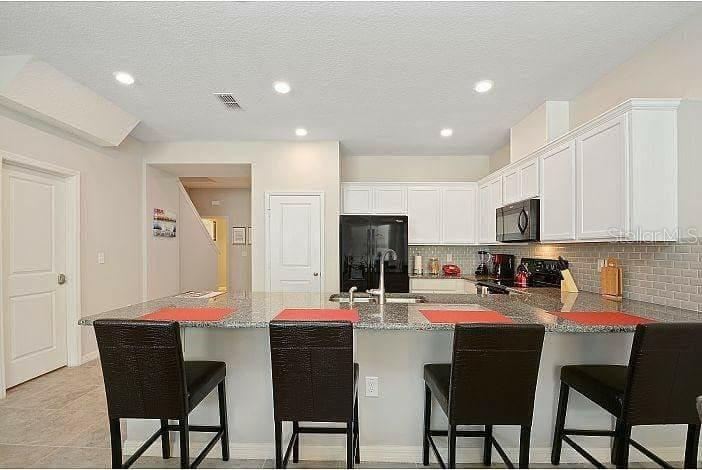 COMPASS BAY UNIT 4 - Residential