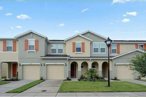 Photo of 5125 Crown Haven Drive, Kissimmee, FL 34746 (MLS # S5137810)