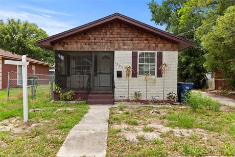 Photo of 1605 E 29th Avenue, Tampa, FL 33605 (MLS # G5113044)