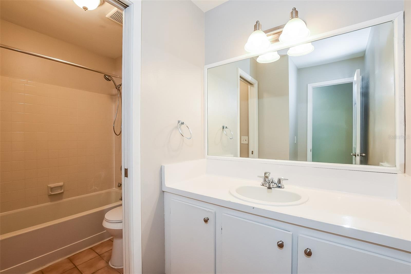 HIAWASSEE HILLS - Residential