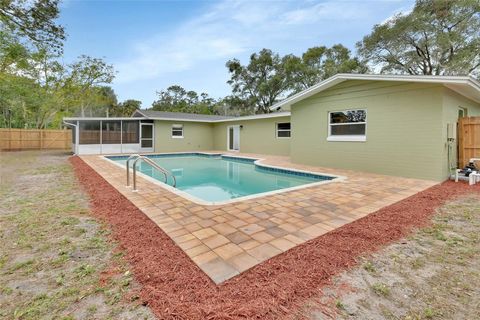 A home in DELAND