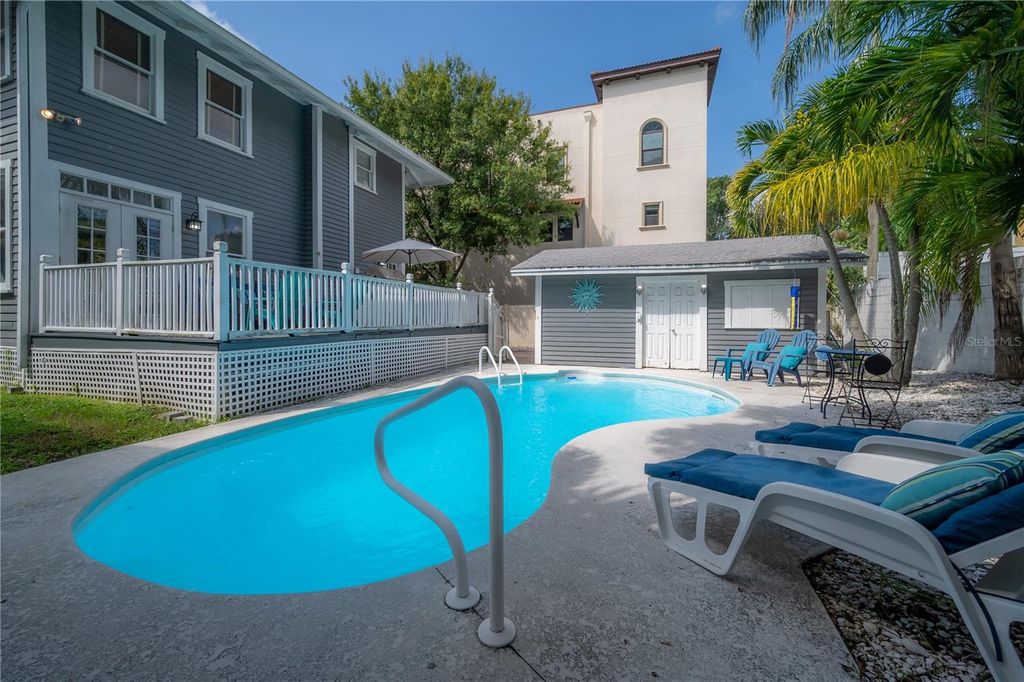 Photo of 2921 W El Prado Boulevard, Tampa, FL 33629 (MLS # TB8434035)