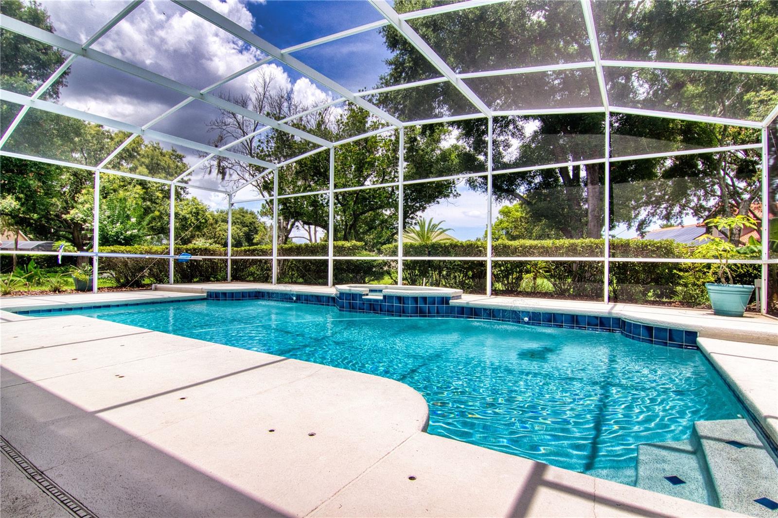 WILLOWS AT LAKE RHEA PH 03 - Residential Lease