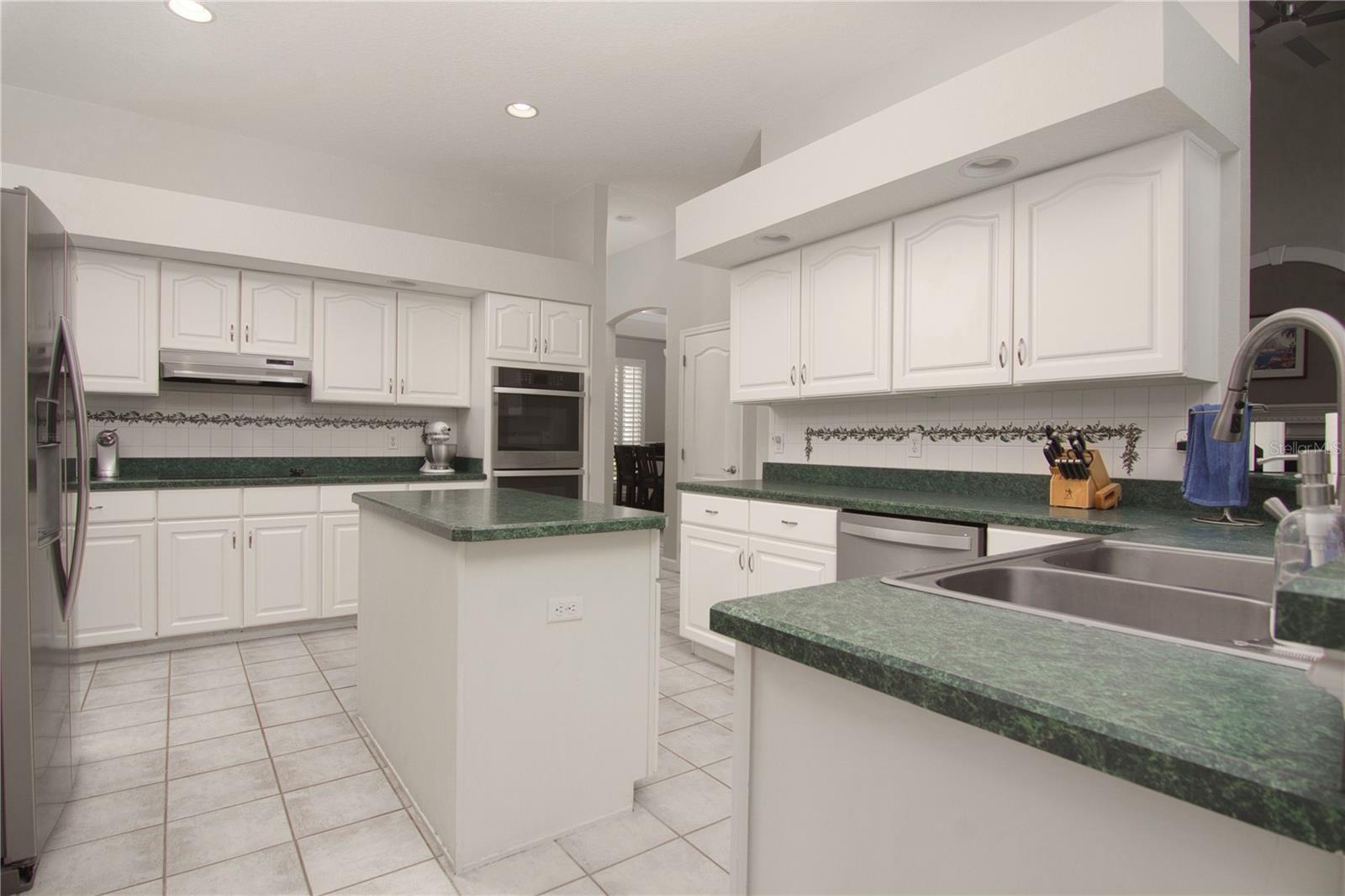 WILLOWS AT LAKE RHEA PH 03 - Residential Lease