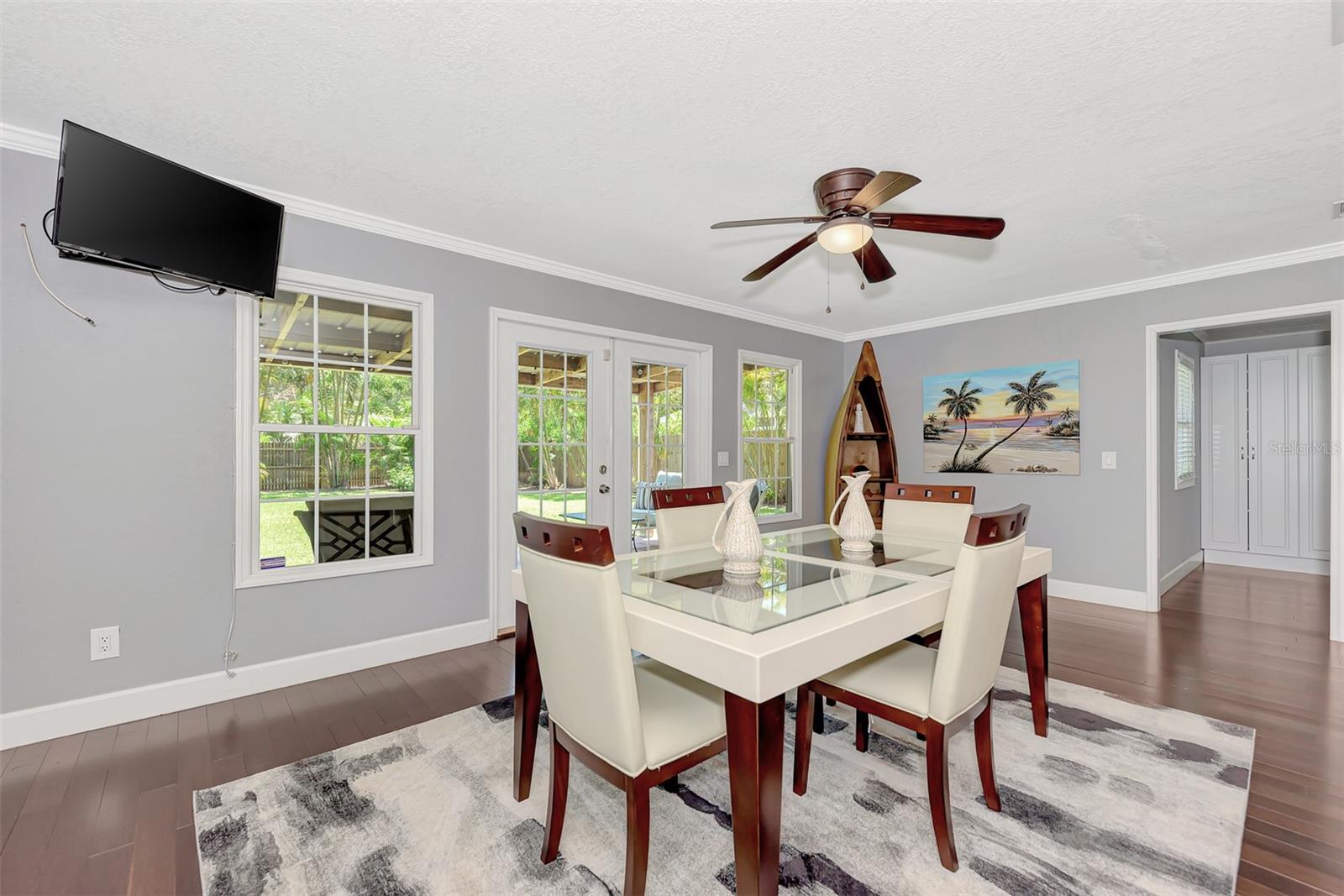 FLOYD & CAMERON SUB - Residential Lease