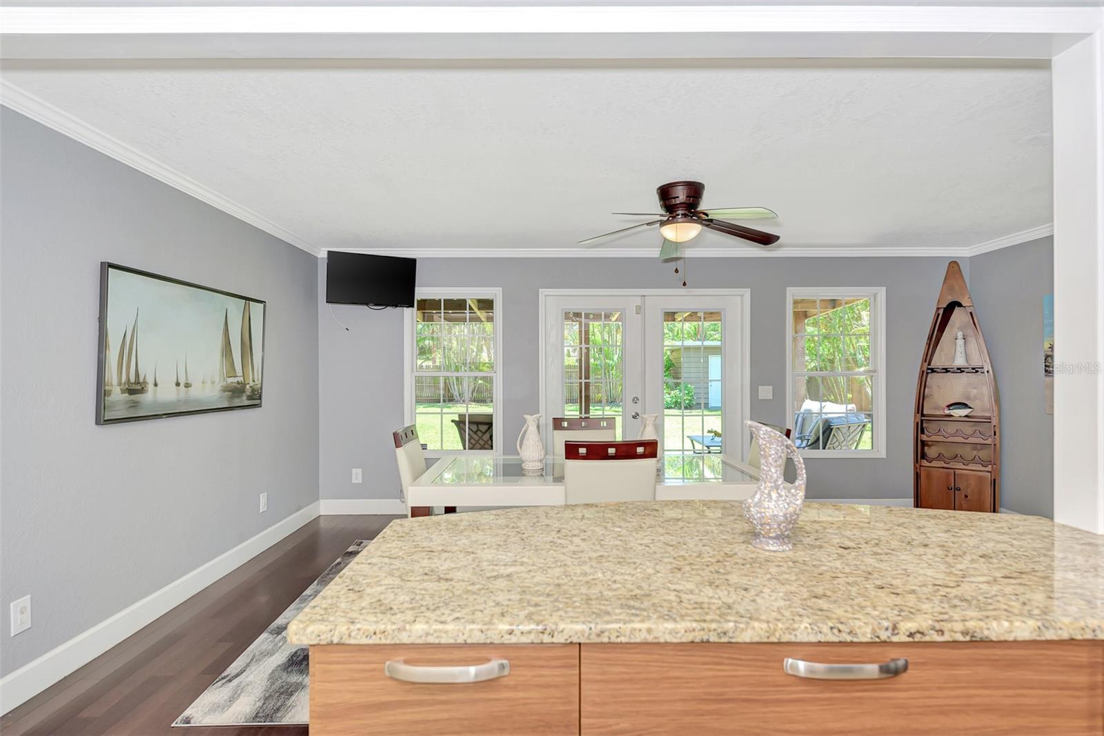 FLOYD & CAMERON SUB - Residential Lease