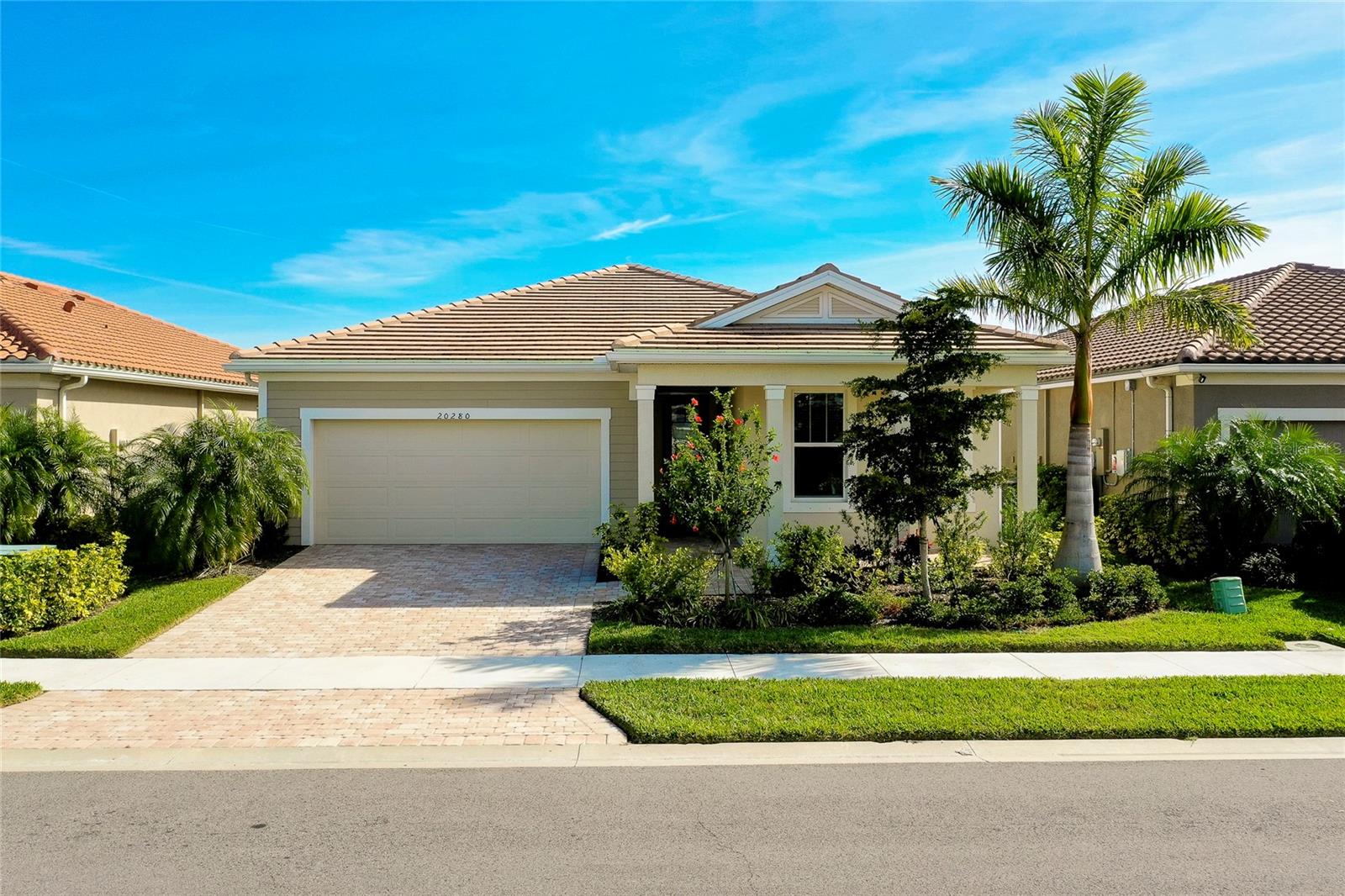 Welcome to Renaissance at West Villages! This move-in ready home offers the perfect balance of comfort, value, and community living. With a bright open floor plan, modern finishes, and low-maintenance living, it’s ideal for first-time buyers looking for a fresh start or investors seeking strong rental potential.
Enjoy resort-style amenities including a clubhouse, pool, fitness center, and walking trails—all within minutes of shopping, dining, and Venice’s beautiful Gulf beaches. Flexible rental options and pet-friendly policies make this property a smart long-term choice.
Don’t miss your chance to own in one of the area’s most desirable neighborhoods!