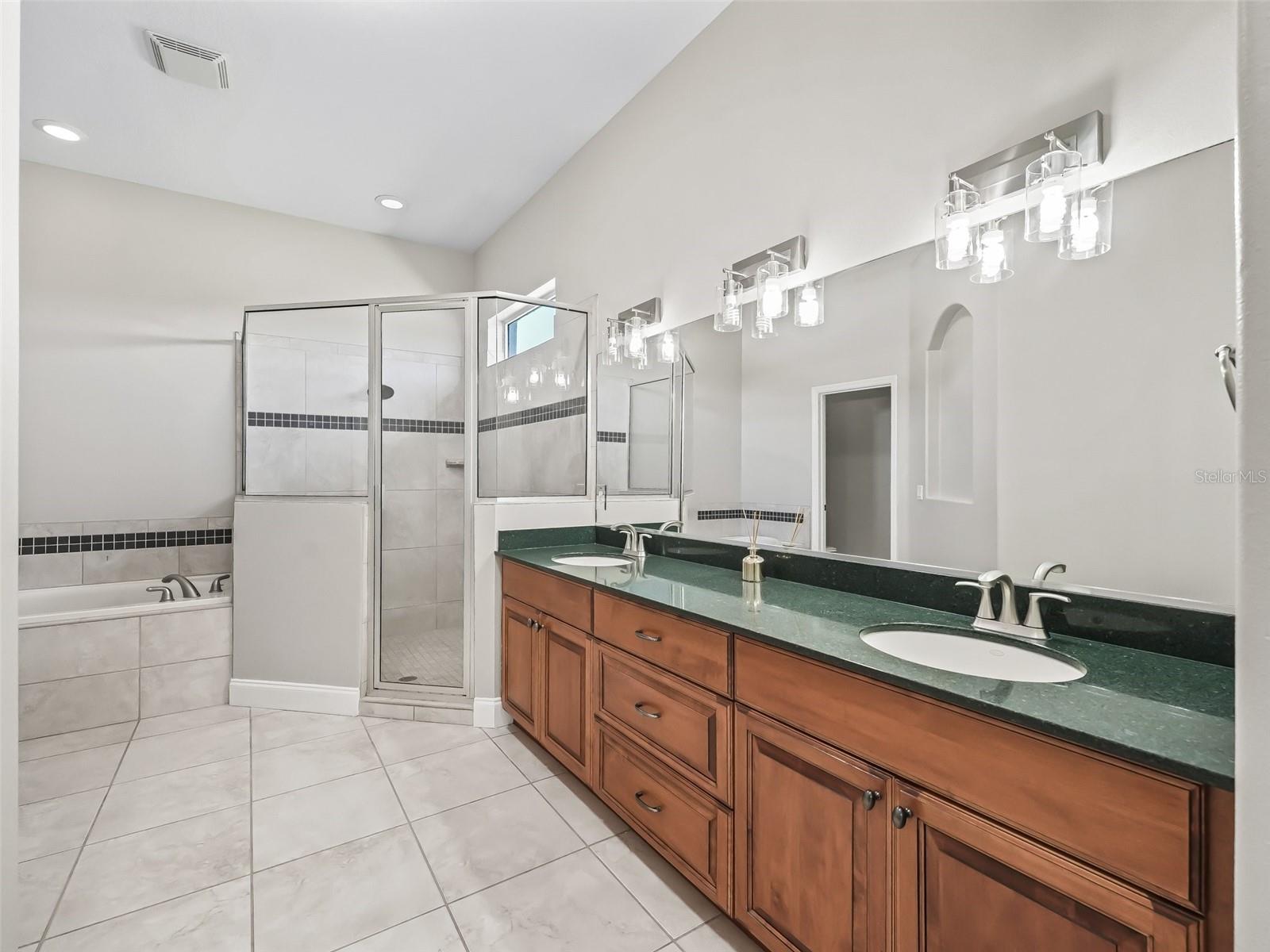 ORANGEWOOD SHORES - Residential