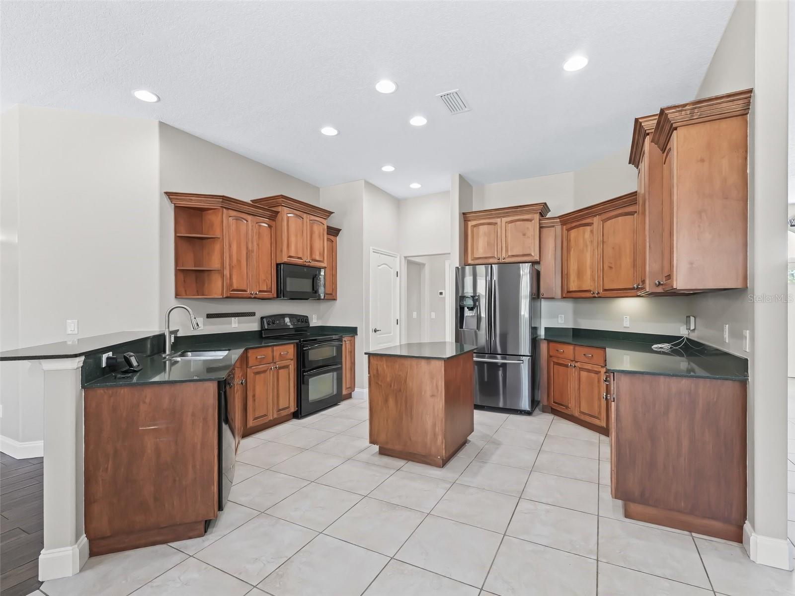 ORANGEWOOD SHORES - Residential