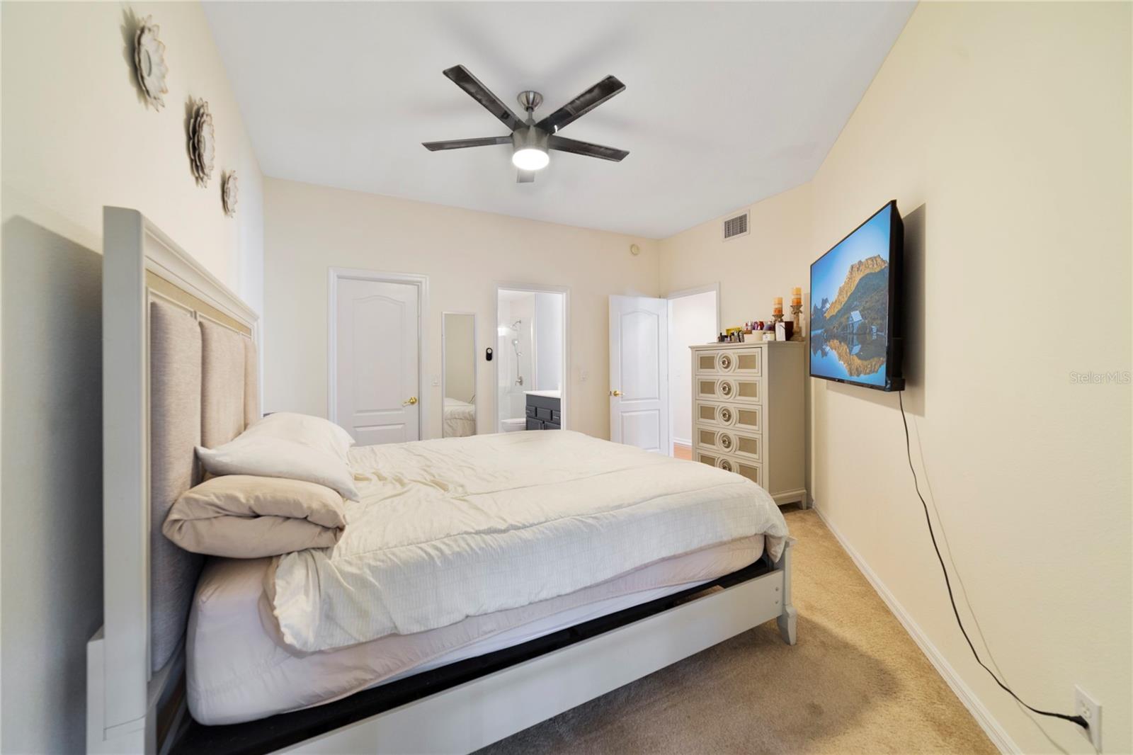 SWEETWATER RIDGE CONDO AT MAGNOLIA POINTE - Residential