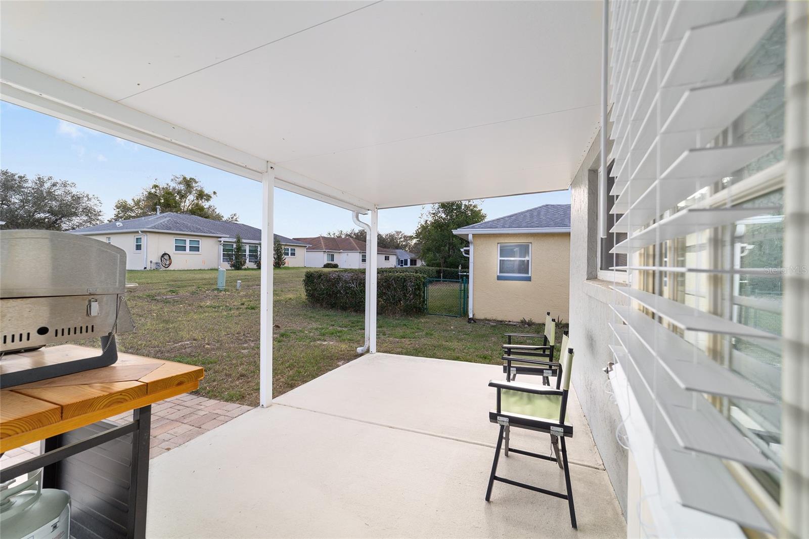 ON TOP OF THE WORLD - Residential