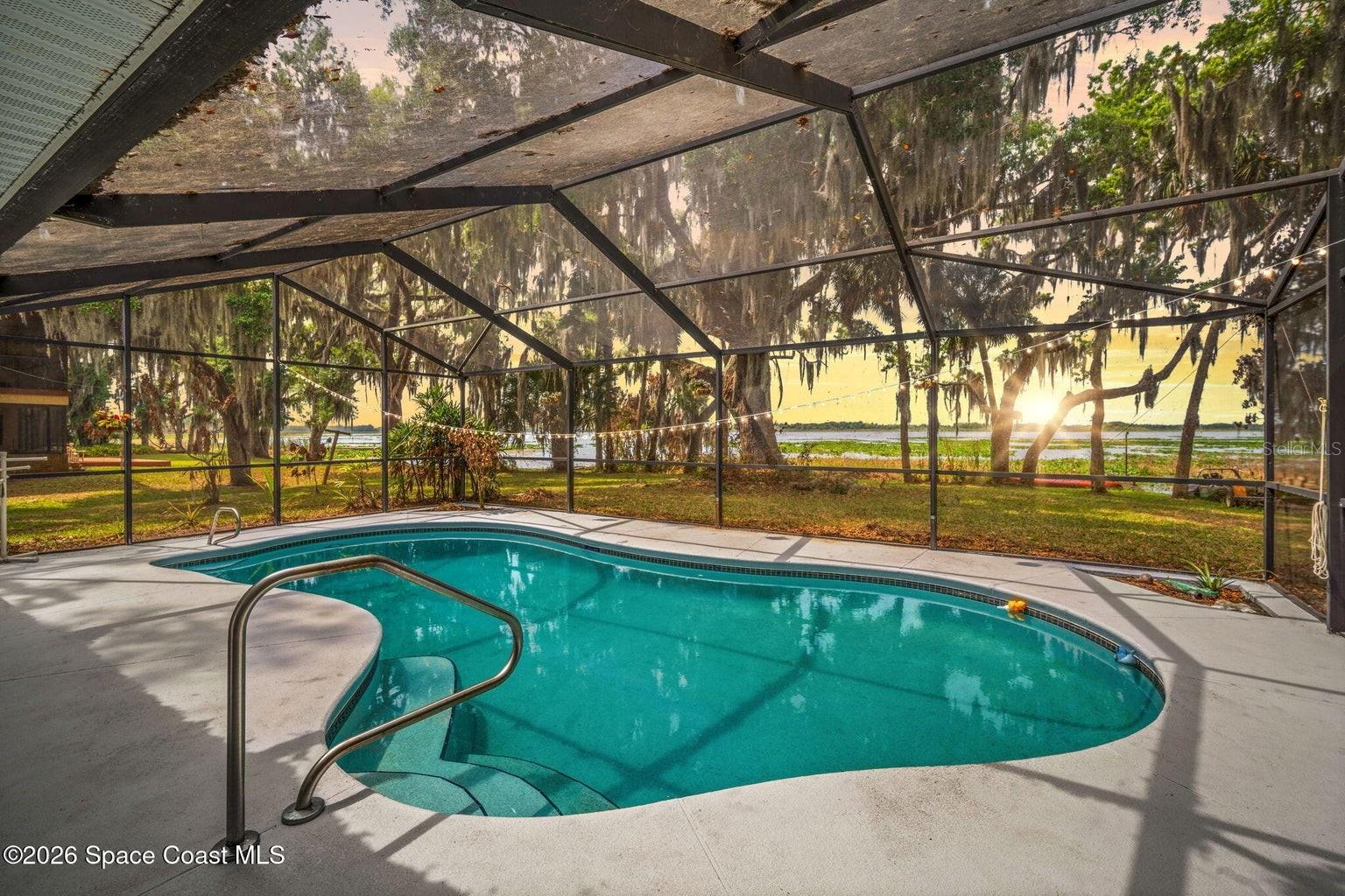 ACREAGE - Residential