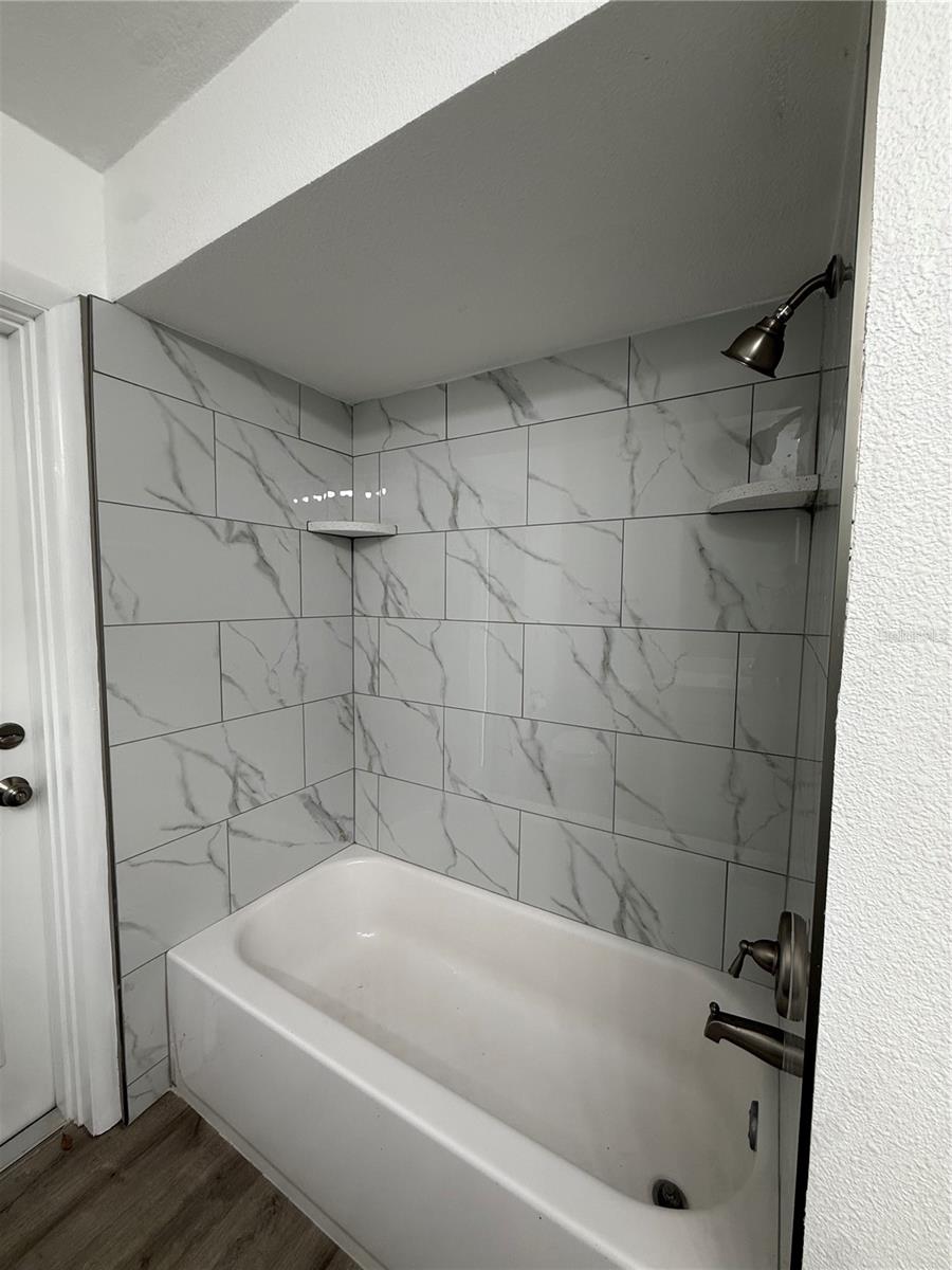 BERMUDA ESTATES UNIT 2 - Residential Lease