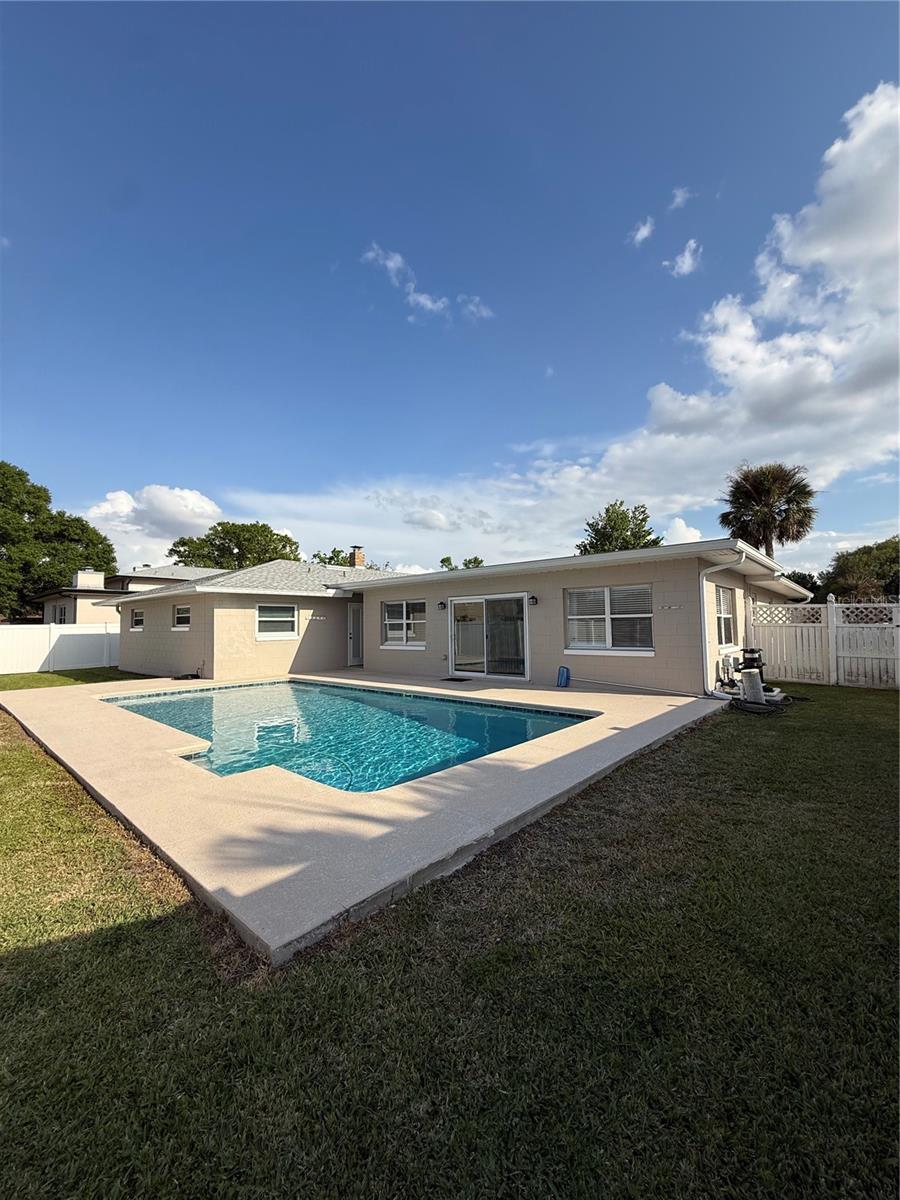 BERMUDA ESTATES UNIT 2 - Residential Lease