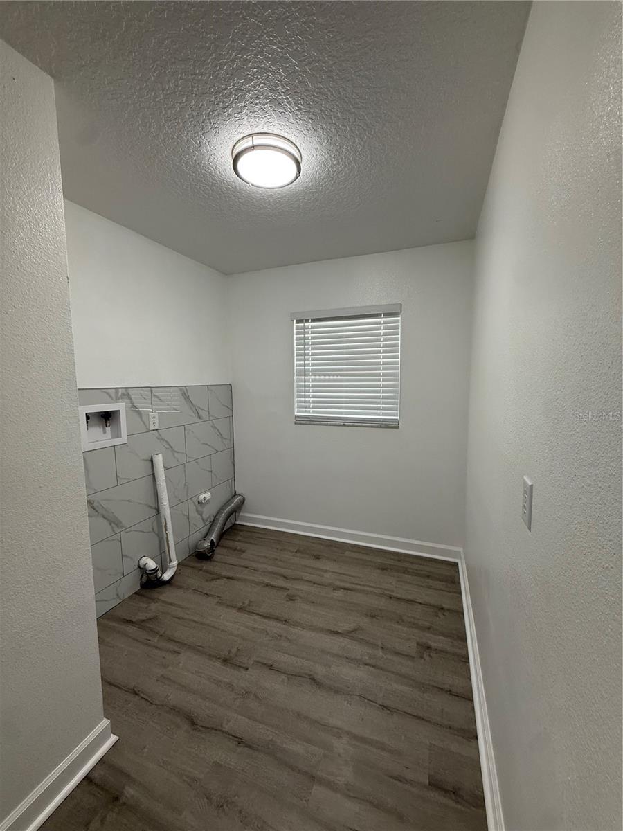 BERMUDA ESTATES UNIT 2 - Residential Lease