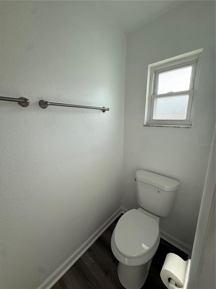 BERMUDA ESTATES UNIT 2 - Residential Lease