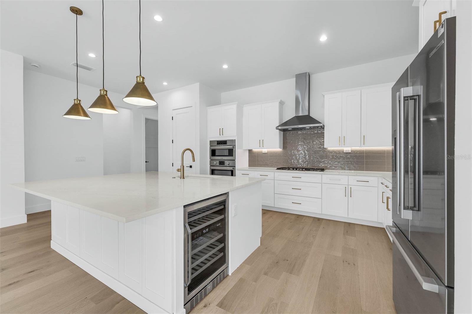 UNIVERSITY HEIGHTS - Residential