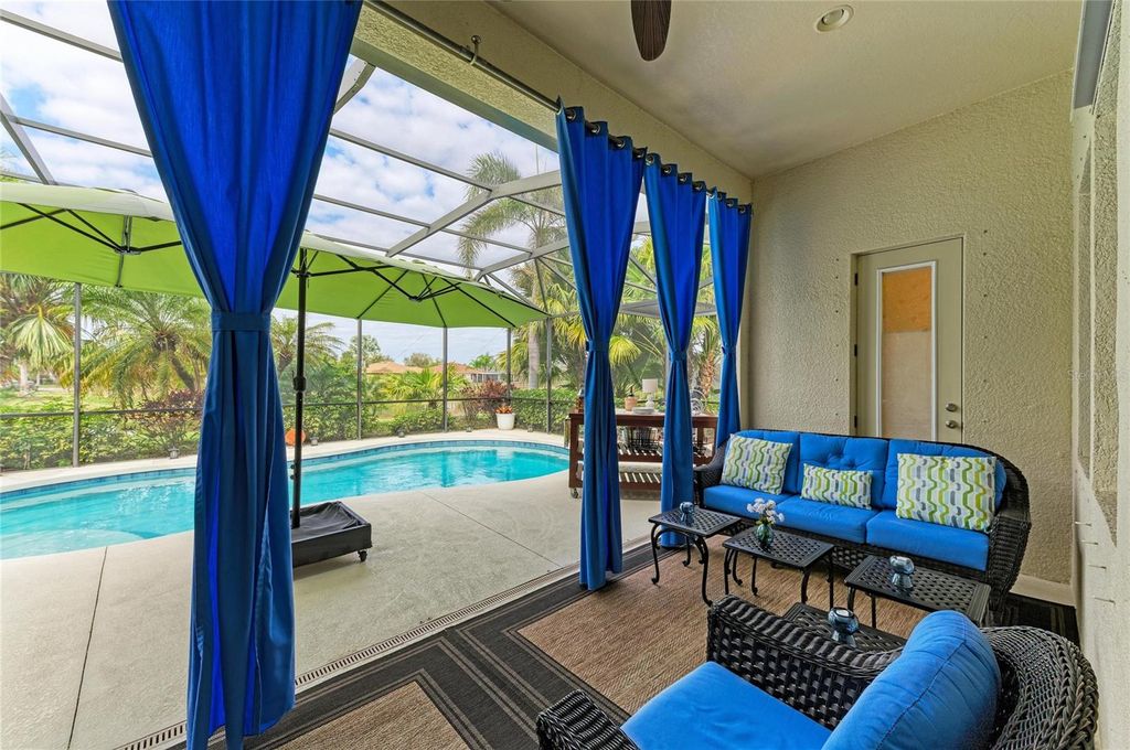 Photo of 302 Cockle Shell Loop, Apollo Beach, FL 33572 (MLS # A4684150)