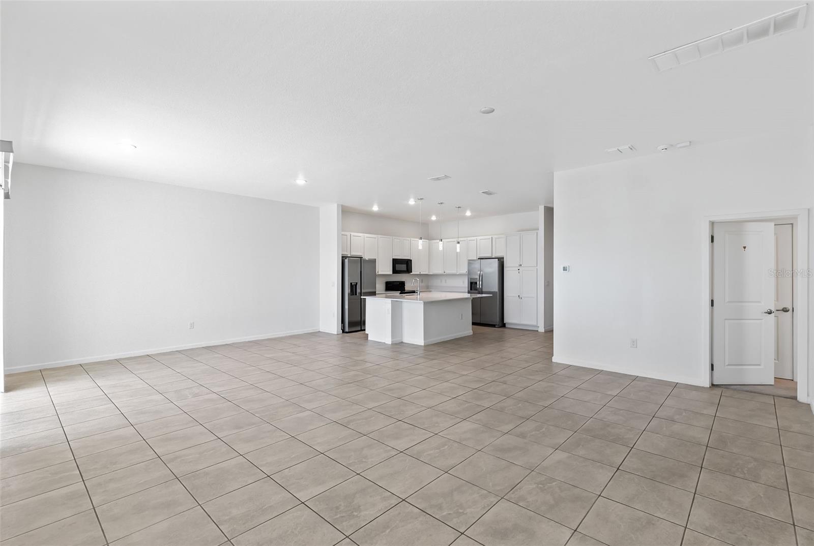 BELLAVIDA PH 2C - Residential