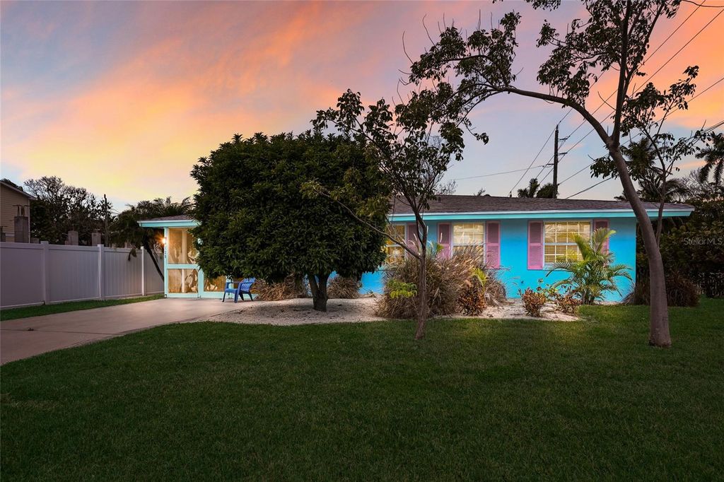 Photo of 120 Maple Avenue, Anna Maria, FL 34216 (MLS # A4680151)