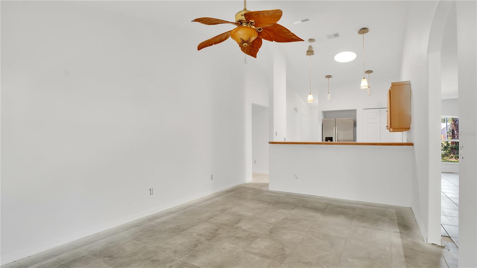5505 W MAGNOLIA AVENUE