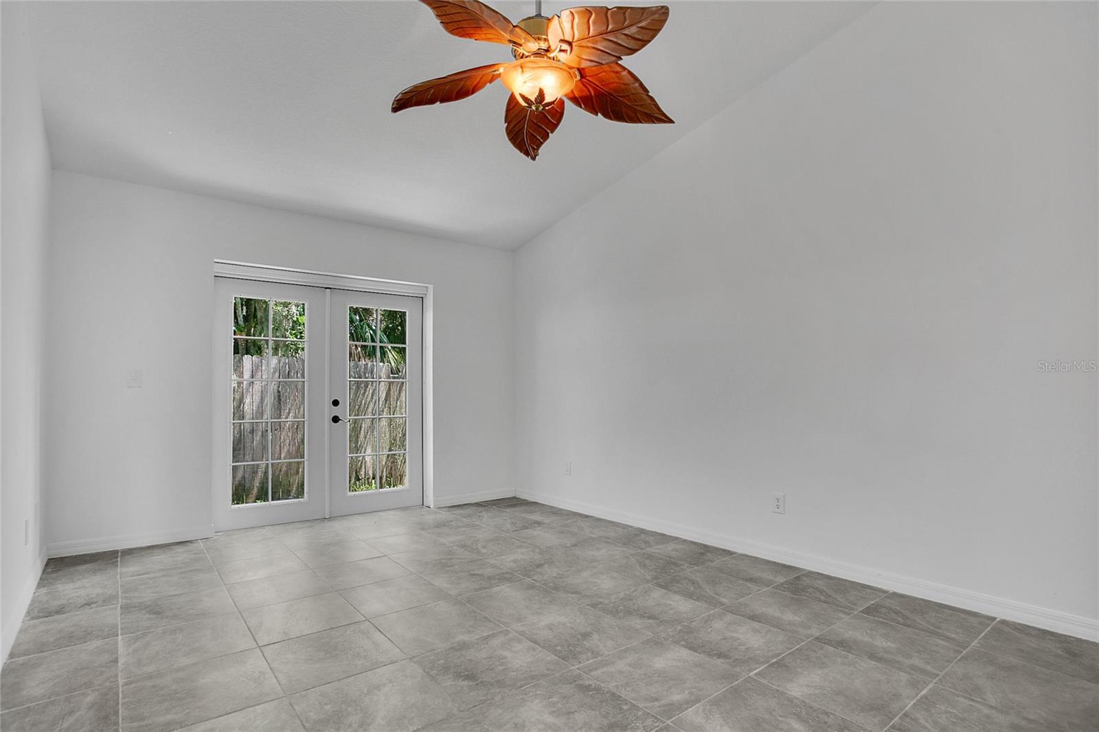 5505 W MAGNOLIA AVENUE