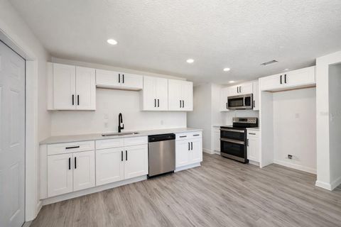 Tiny photo for 502 NW Crystal Street, Crystal River, FL 34428 (MLS # TB8525069)