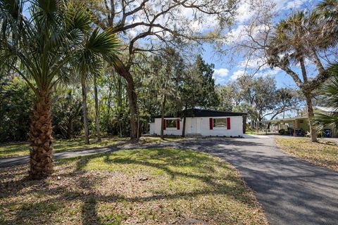 Photo of 502 NW Crystal Street, Crystal River, FL 34428 (MLS # TB8525069)