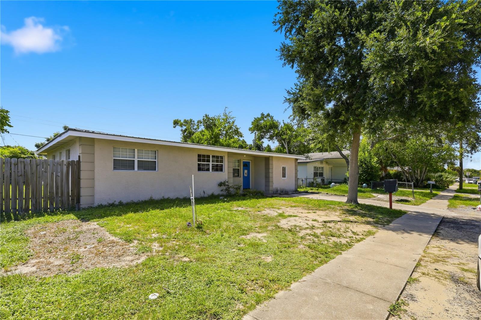 934 LEWIS DRIVE