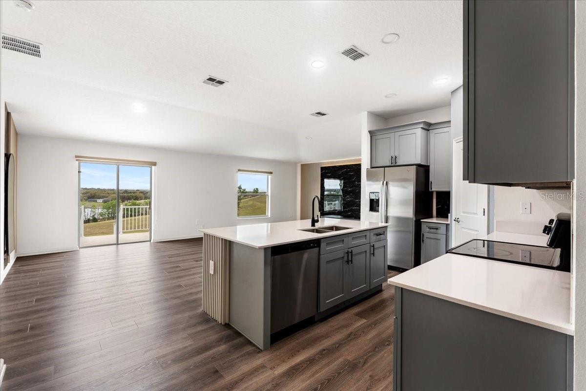 BELLEVUE AT ESTATES - Residential