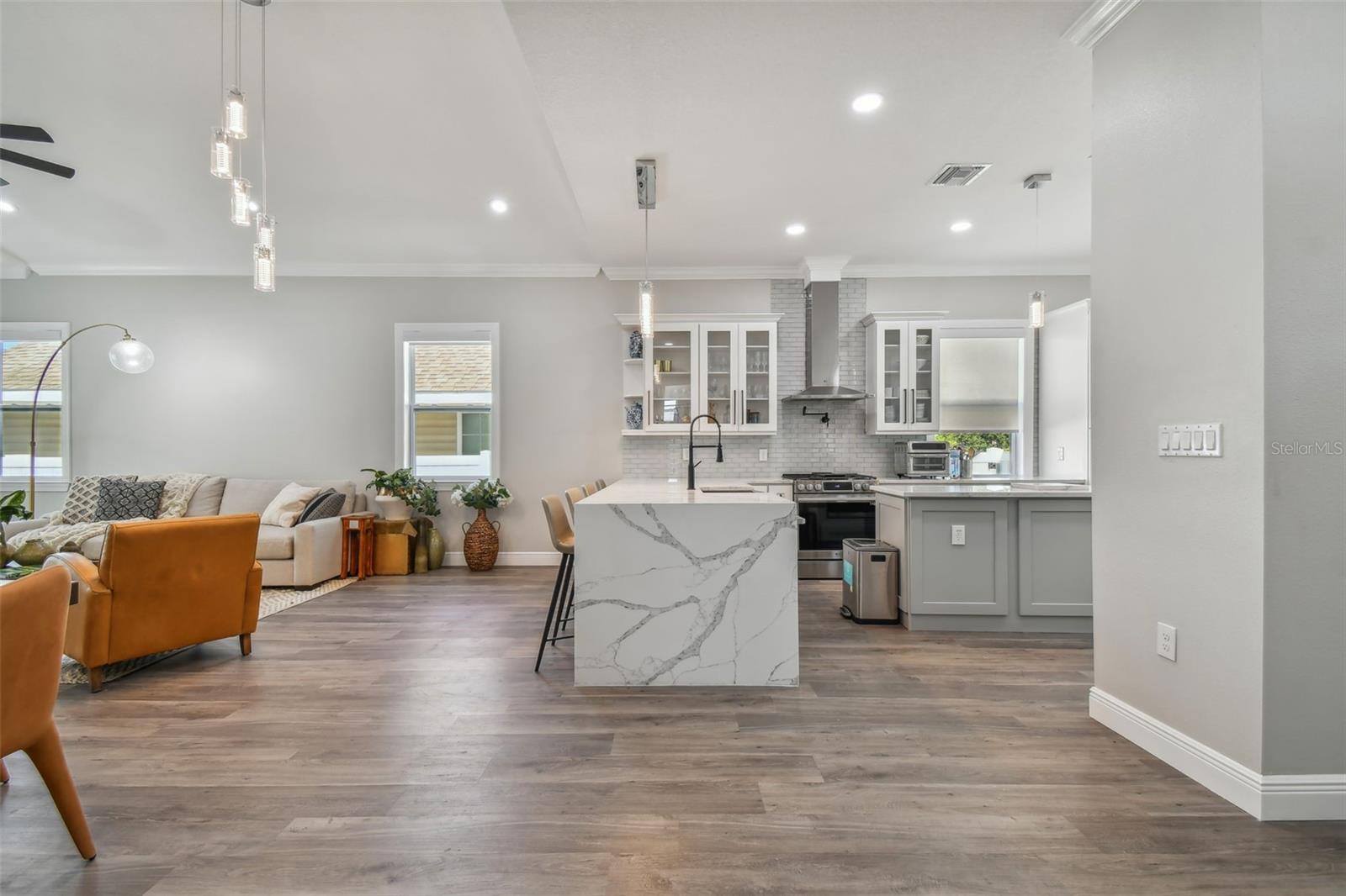 WEST CENTRAL AVE - Residential Lease