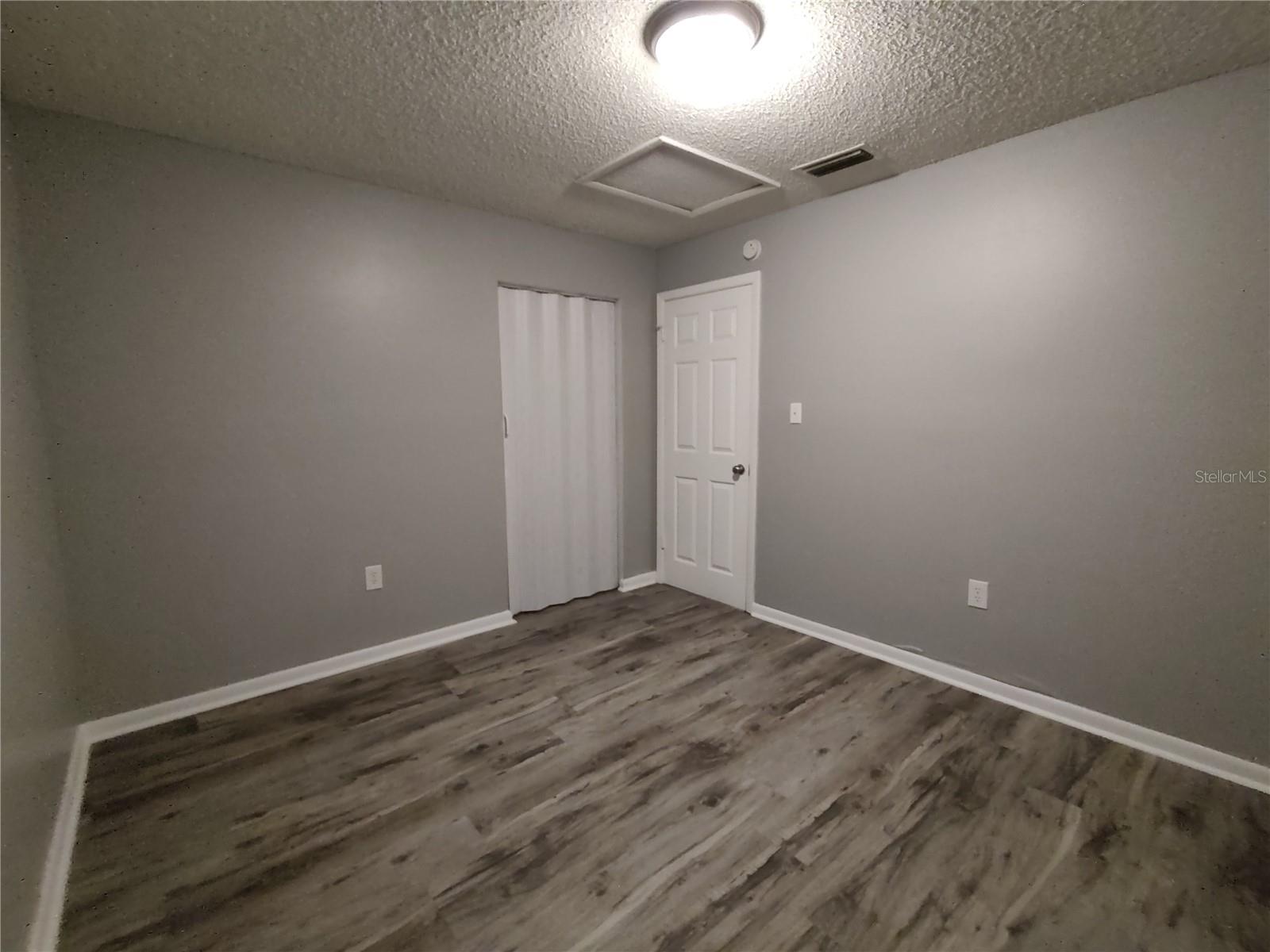 EDWARDS NEWTOWN ADD/LEESBURG - Residential Lease