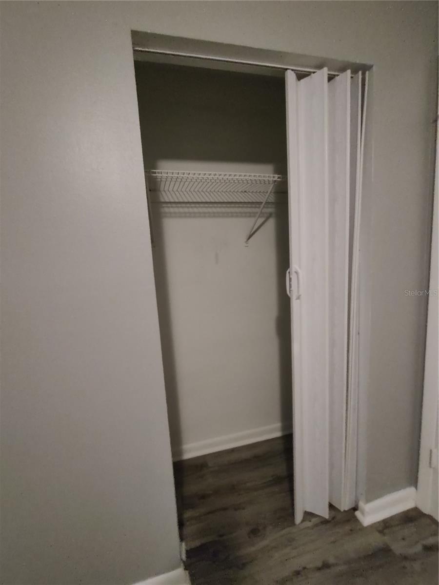 EDWARDS NEWTOWN ADD/LEESBURG - Residential Lease